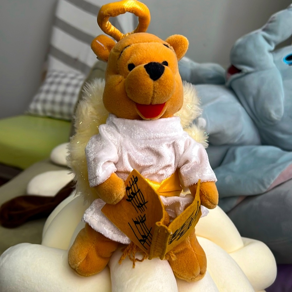 Tag Mini Bean Bag Choir Angel Winnie The Pooh 8" Holiday Christmas Disney Store